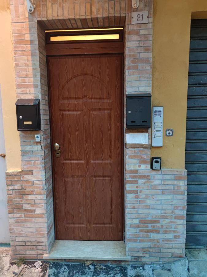 Sicily Travel Apartment'S 2 Giardini Naxos Bagian luar foto